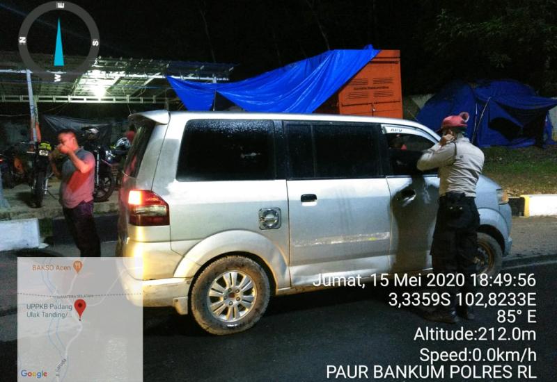 Bandel! Nekat Mudik, 306 Kendaraan Dipaksa Putar Balik