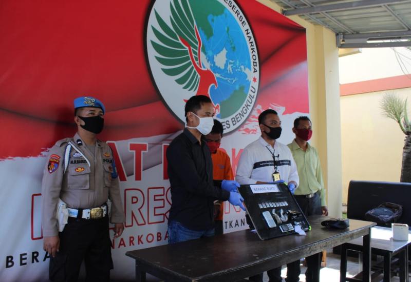 Narkoba, Petani Karet Asal Benteng Ditangkap