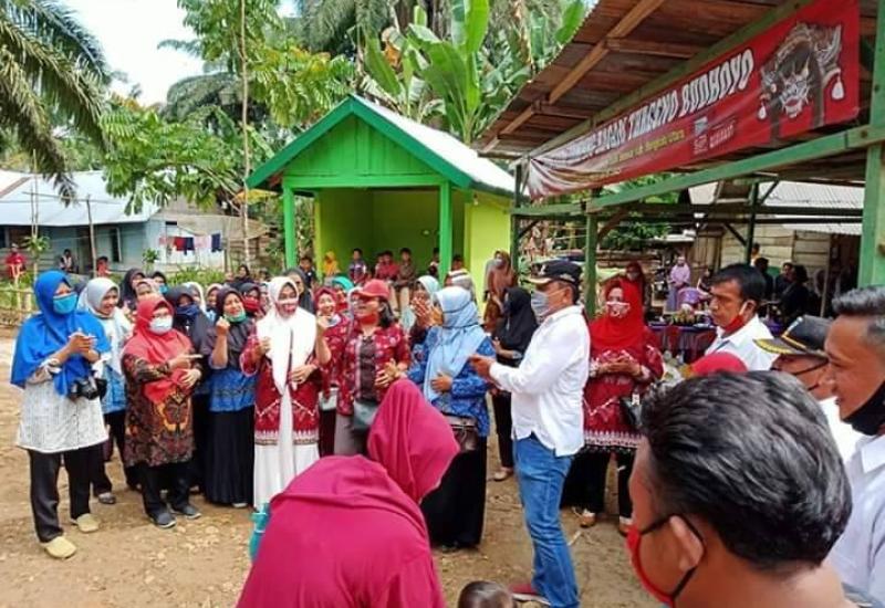 Pembangunan Jalan Penghubung 2 Desa Rampung, Pemdes Suka Makmur Syukuran