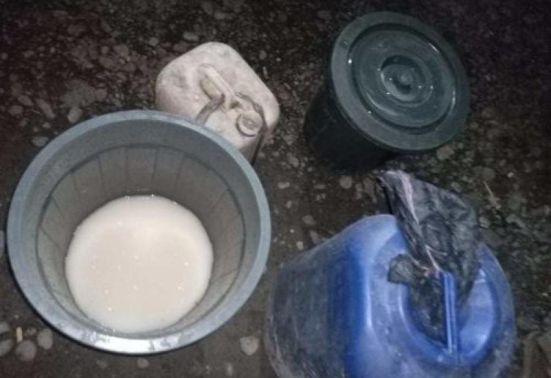 Operasi Pekat, Polsek Muara Bangkahulu Sita Puluhan Liter Tuak