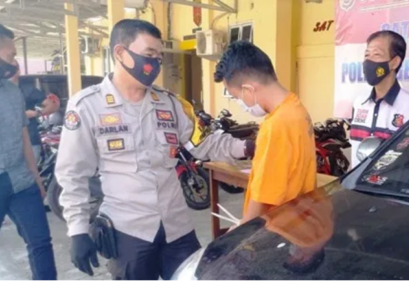 Gadai Mobil Rentalan, Kepsek SD di BU Diamankan Petugas