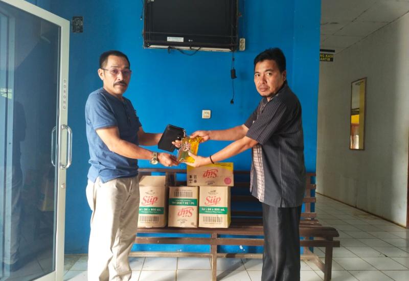 Distribusi minyak goreng