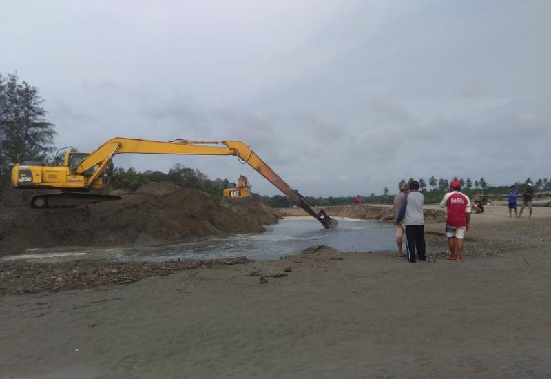 Pengerukan alur sungai