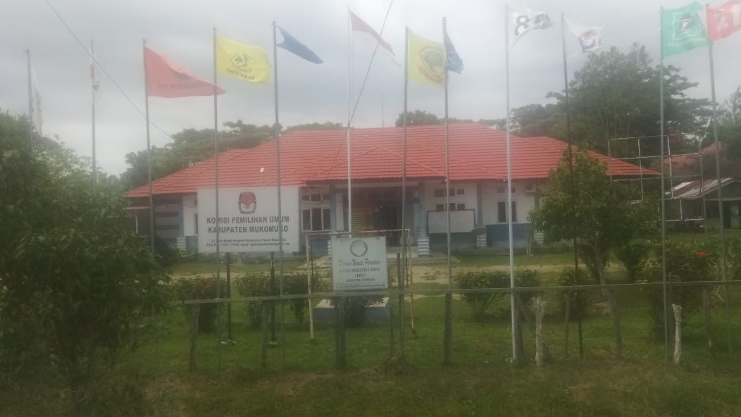 Kantor KPU Mukomuko.