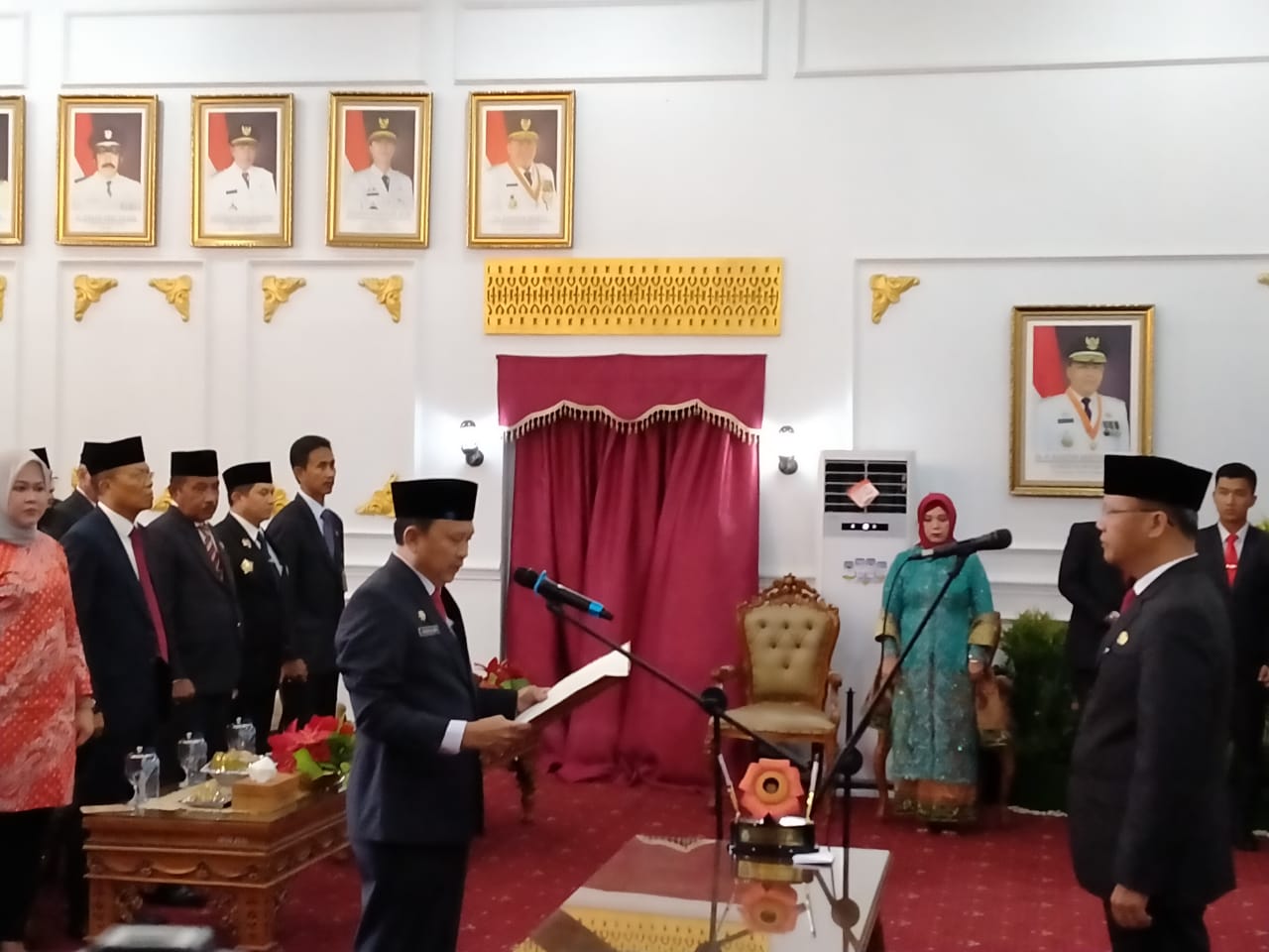 Detik-detik pengambilan sumpah jabatan sekda provinsi Bengkulu.