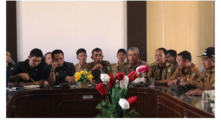 Hearing Kepala Desa.