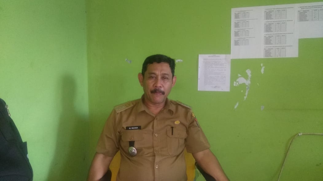 Camat Lubuk Pinang, Ali Muktamar.