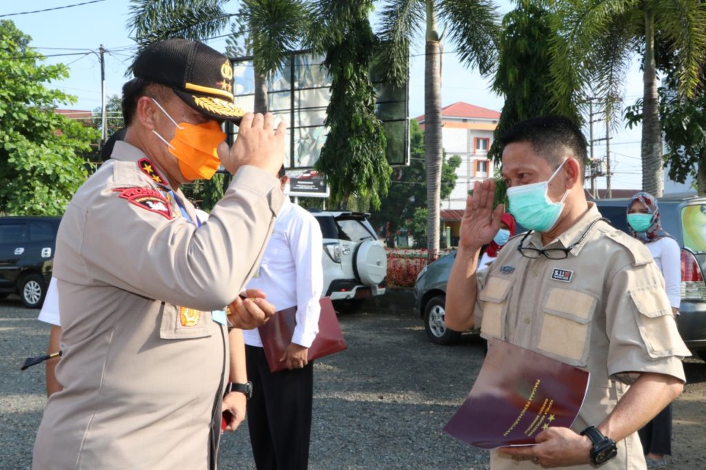 Pahlawan Covid-19, Kapolda Beri Penghargaan ke 21 Tenaga Medis