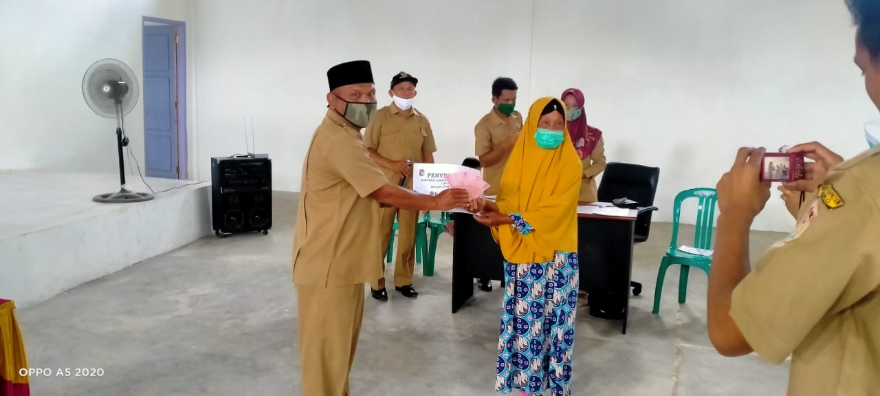 BLT DD Tahap II Desa Lubuk Sanai 3 Tersalurkan