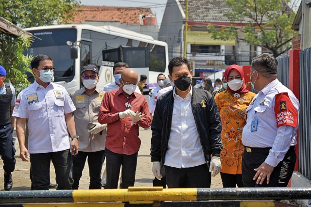 Wakil Ketua Komisi III DPR RI Adies Kadir saat memimpin kunjungan spesifik Komisi III DPR ke Lapas Kelas I Tangerang, Banten, Rabu, (23/9/2020). Foto : Tiara/Man