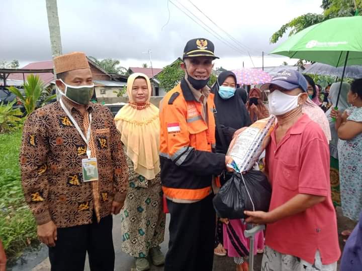 Warga Terdampak Banjir di Dua Kelurahan Dapat Bantuan Logistik