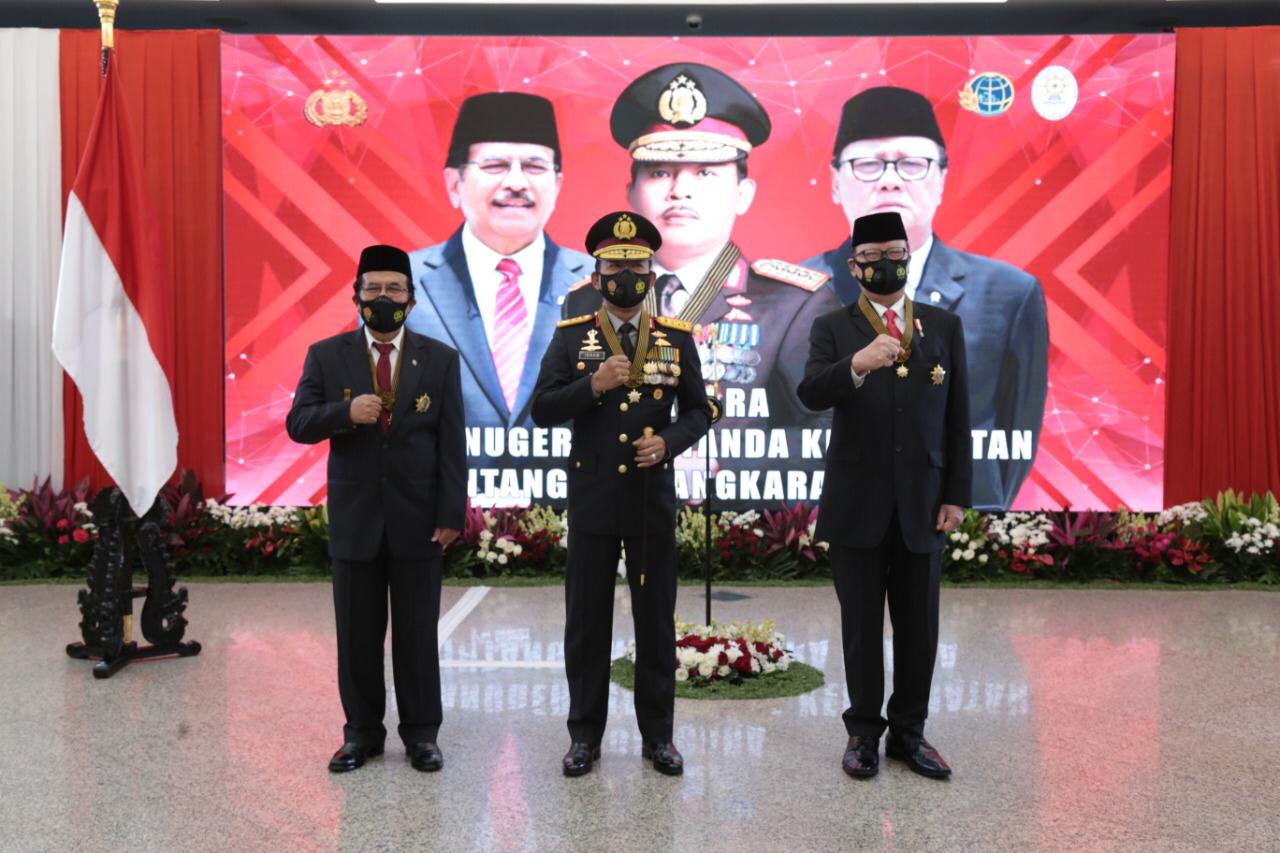 Berdedikasi Terhadap Polri, Mendagri dan Menteri ATR/BPN Diberi Bintang Bhayangkaya dari Kapolri