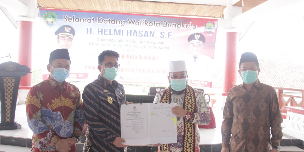 Saling Tukar Program, Walikota Helmi Teken Mou Dengan Bupati Lampung Selatan