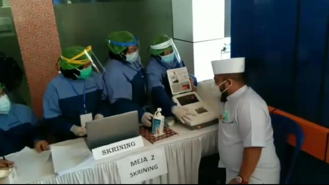 Punya Riwayat Penyakit, Walikota dan Wakil Walikota Bengkulu Batal Divaksin