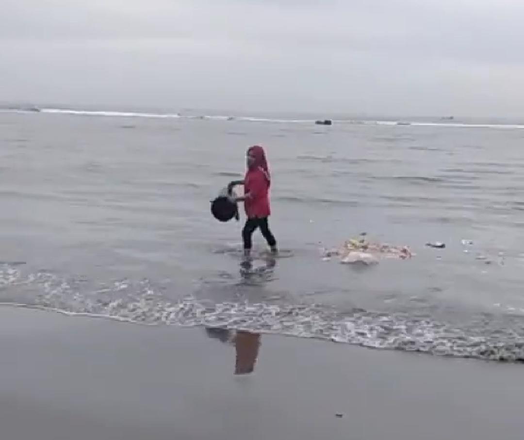 Ada Hadiah Rp1 Juta Untuk Warga Yang Berani Viralkan Pelaku Pembuang Sampah Sembarangan