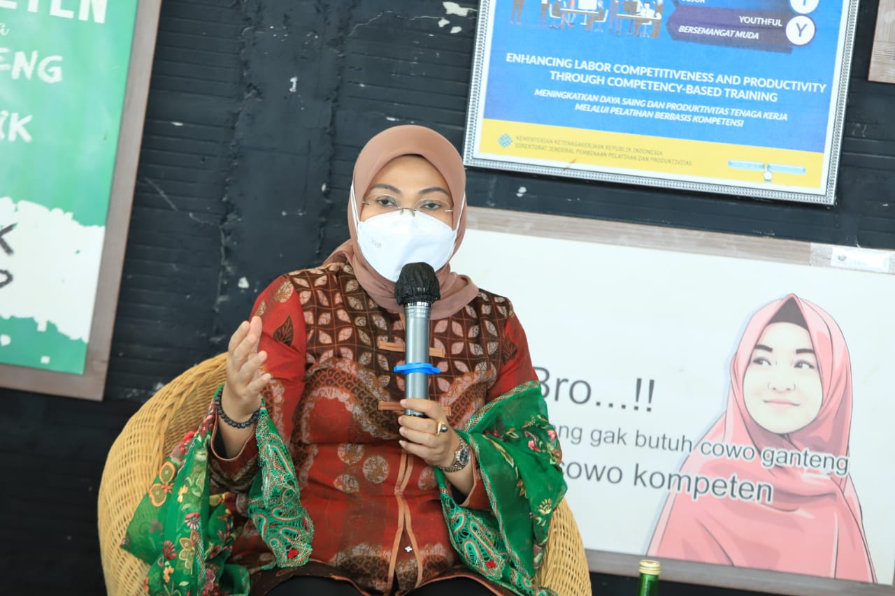Ke BLK Padang, Menaker Ida Kemukakan Pentingnya Keberadaan SDC