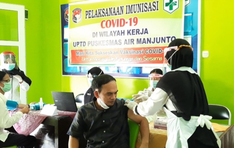Vaksinasi Covid-19 Untuk Nakes di Mukomuko Mulai Dilaksanakan