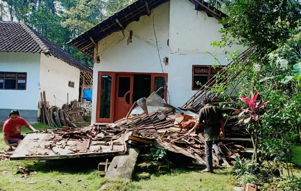 Rusak