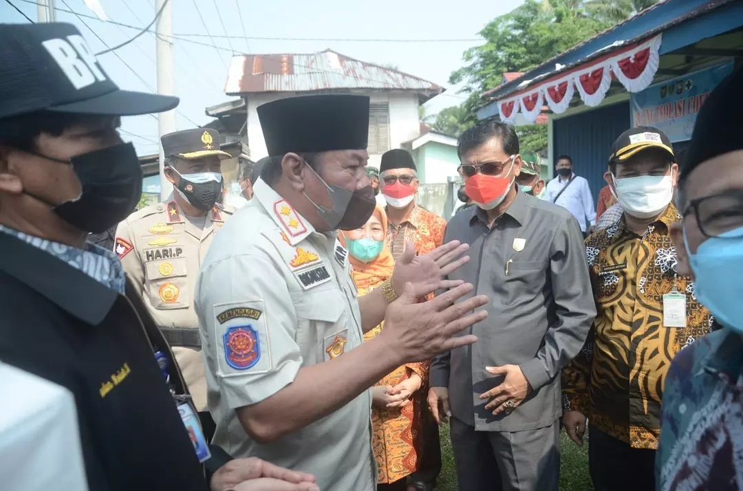 tinjau benteng
