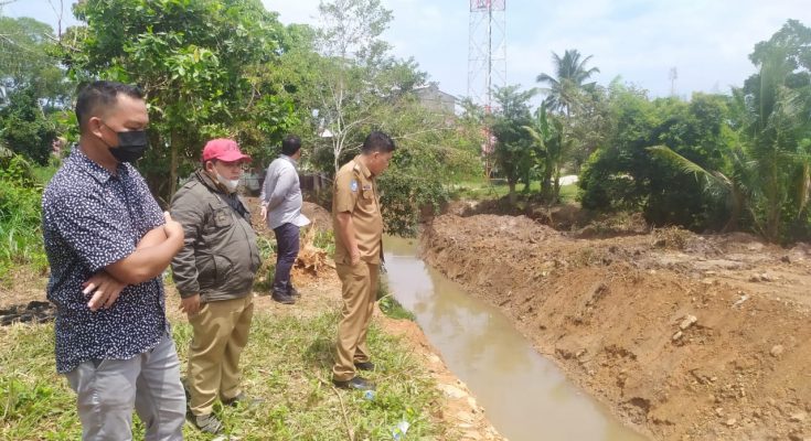 tanggul pencegah banjir