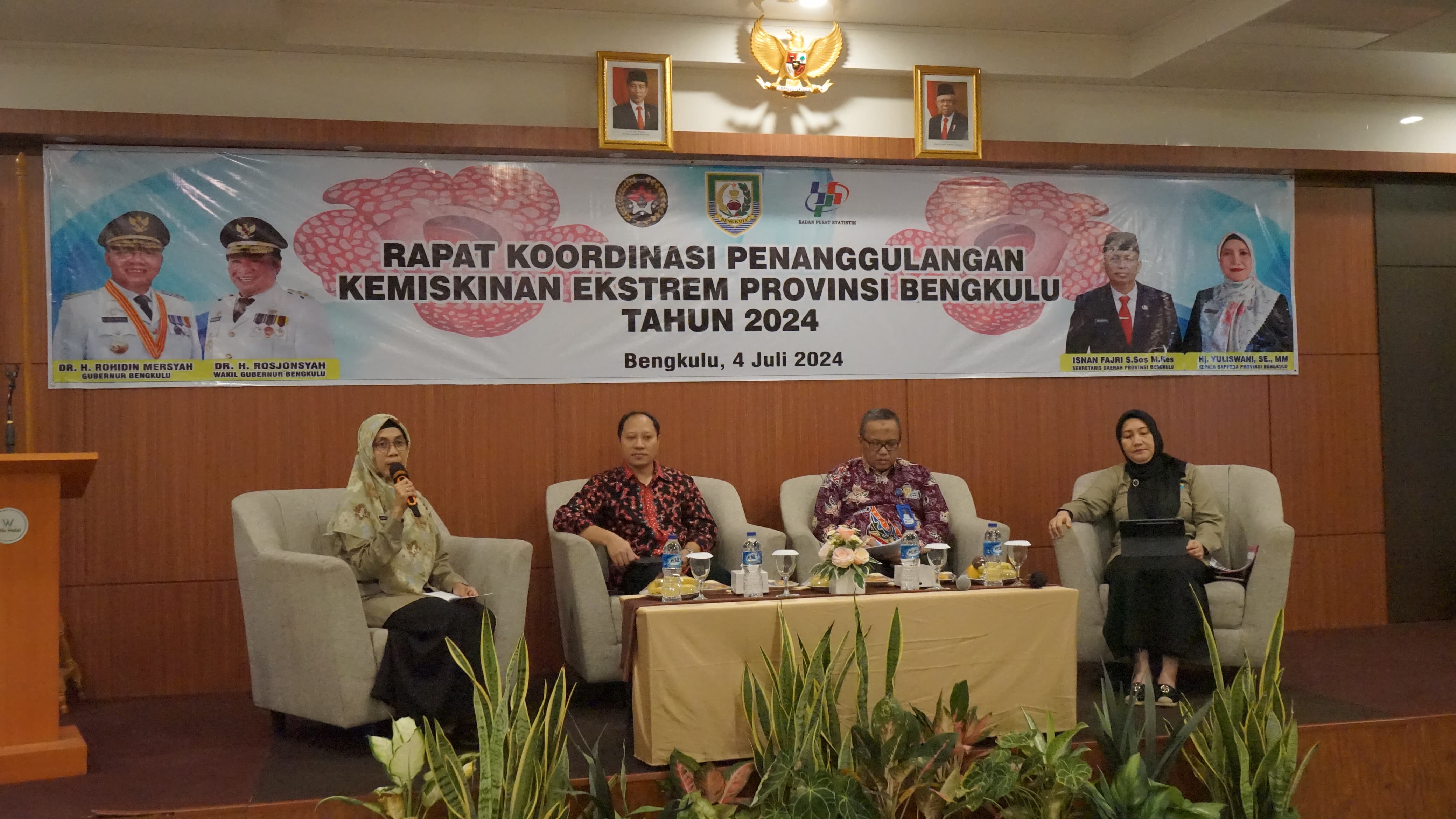 Rapat Koordinasi Penanggulangan Kemiskinan Ekstrem Provinsi Bengkulu Tahun 2024, di ballroom salah satu hotel di kawasan Penurunan Kota Bengkulu, Kamis (4/7).
