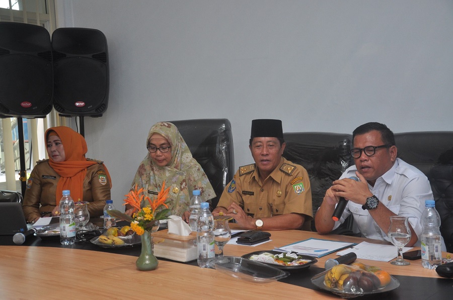 rapat koordinasi dan sinkronisasi program Bangga Kencana tahun 2024 dan perencanaan untuk tahun 2025, di Kantor Dinas Pemberdayaan Perempuan Perlindungan Anak, Pemberdayaan Perempuan dan Keluarga Berencana (DP3APPKB) Provinsi Bengkulu, Selasa (21/10).