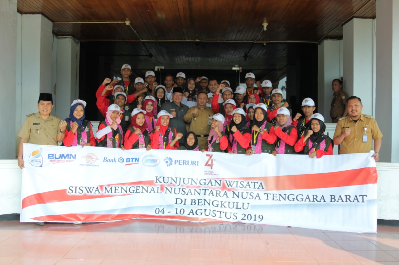 Siswa ntb ke bengkulu