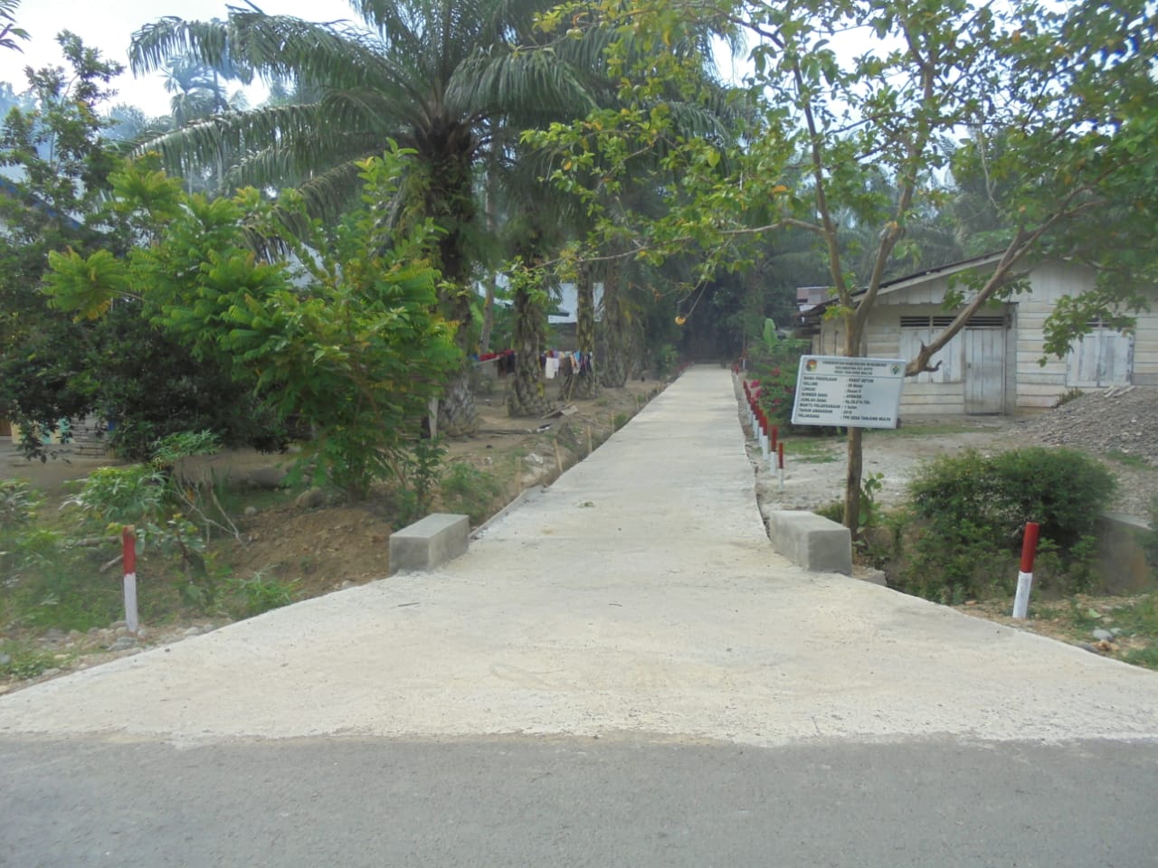 Pembangunan rabat beton