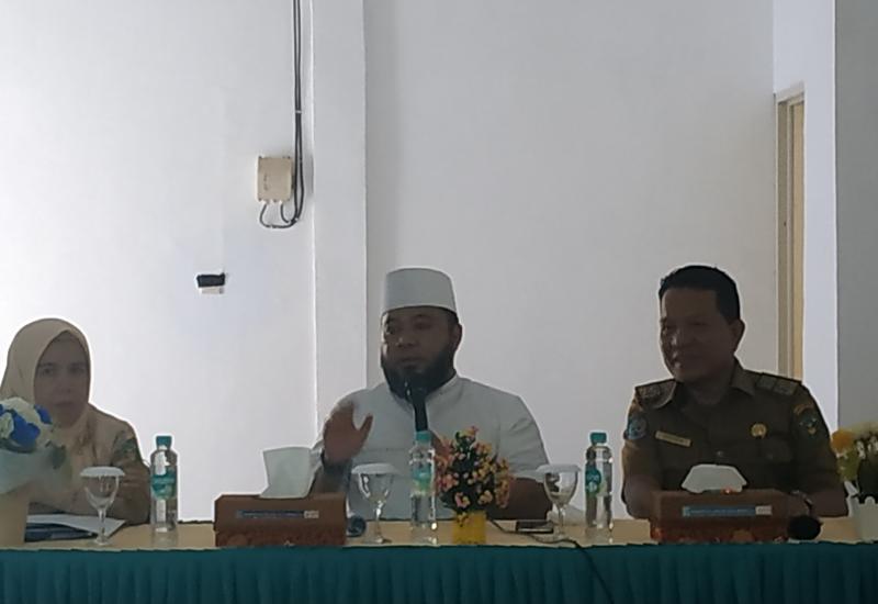 Walikota Bengkulu saat hadir di kantor Dinas Koperasi dan UMKM Kota Bengkulu.