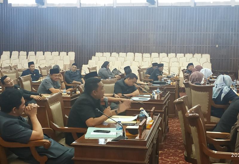 Pada saat pembahasan pembentukan Pansus.