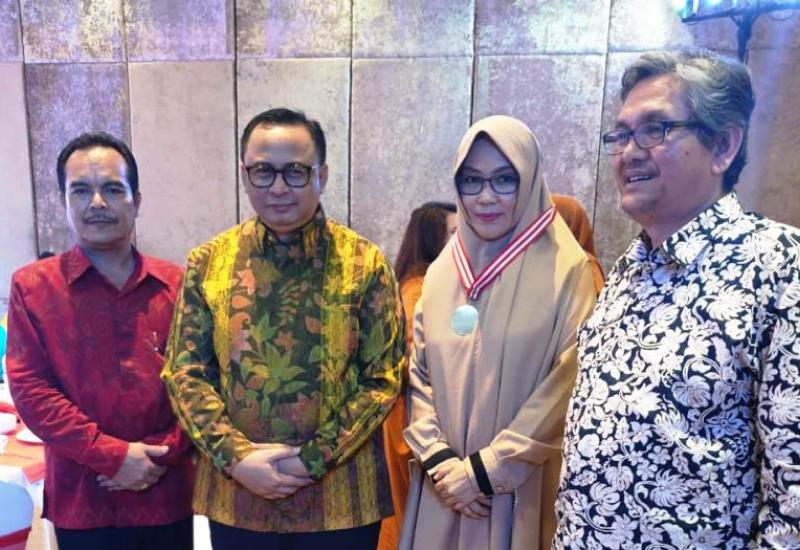 Alisya Fianne J Sanger.