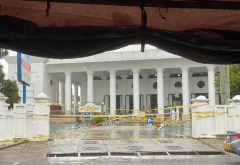 Masjid At-Taqwa disegel/istimewa