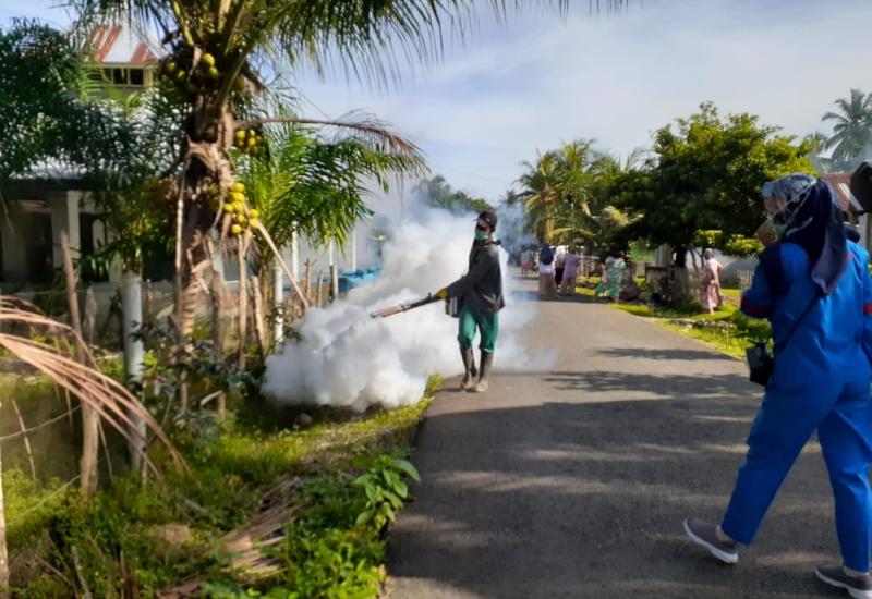 Fast Respon DBD, Pemkab BS Fogging Desa Nanjungan