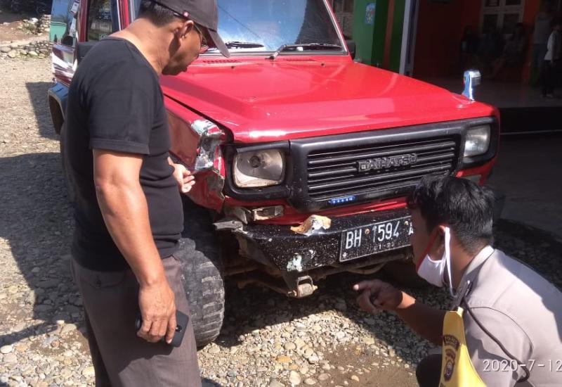 Terlalu Lebar Menikung, Pemuda Pasar Bantal Hantam R4