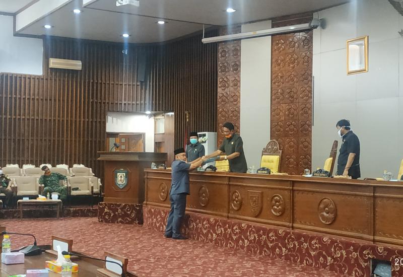 8 Fraksi Dewan Prov Setujui Raperda LPJ APBD 2019 Dibahas Lebih Lanjut