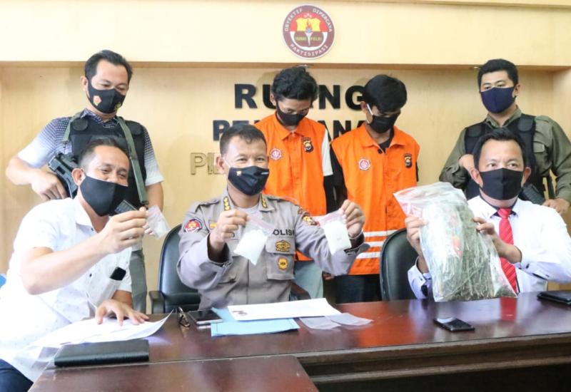 Jalani Profesi Kurir Barang Haram, 2 Pemuda Curup Terancam 20 Tahun di Bui