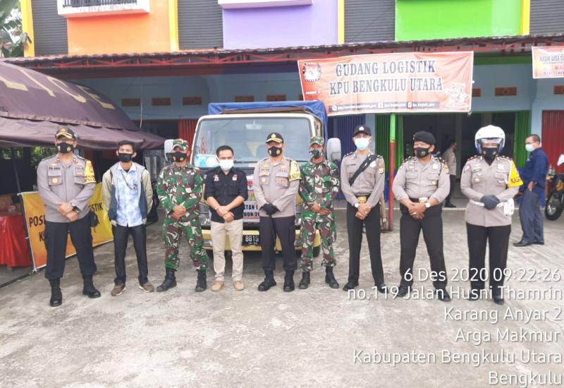 Pakai Kapal Pulo Telo, Logistik Pilkada Serentak Mulai Didistribusikan ke Pulau Enggano