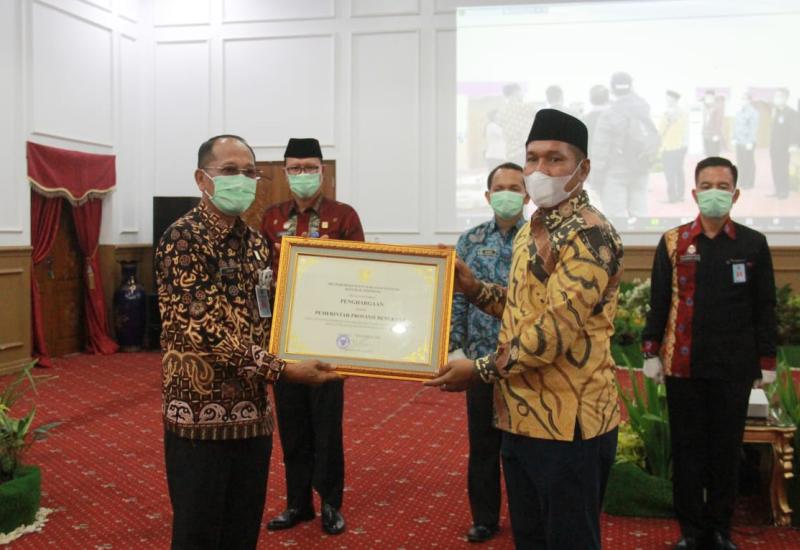 Bangun Daerah Peduli Ham, Pemprov Bengkulu Raih Penghargaan Pelayanan Publik Berbasis HAM