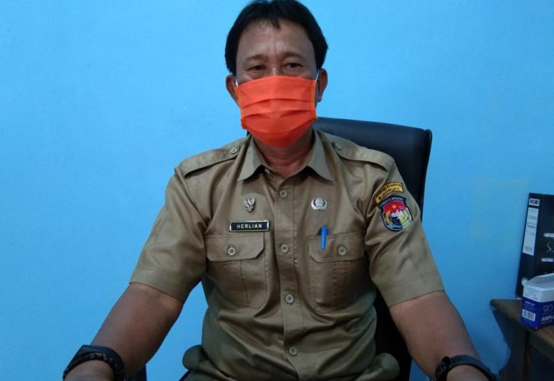 Tidak Strategis, Pedagang Pasar Kamis Lubuk Pinang Minta Los Direhab