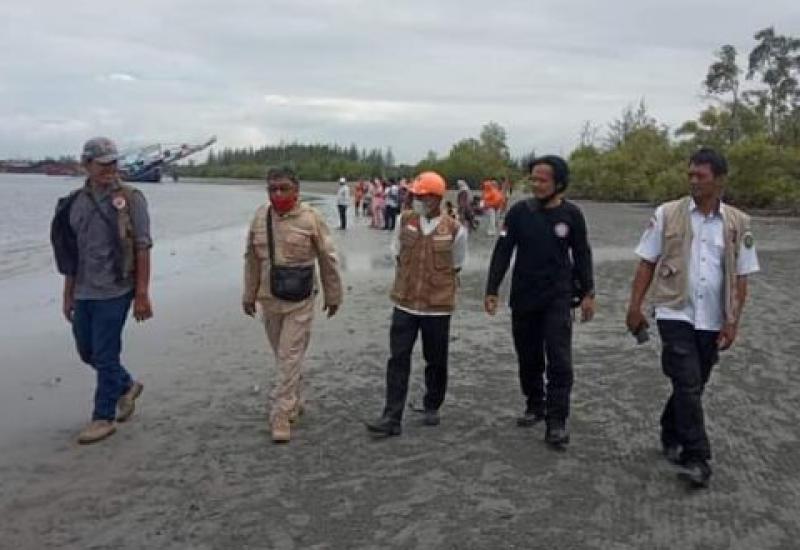 Tim Gabungan yang tengah mencari Pandu, Warga Kandang yang Dikabarkan Tenggelam/MC Kota Bengkulu