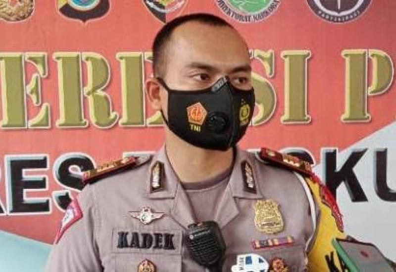 Kadek Suwantoro