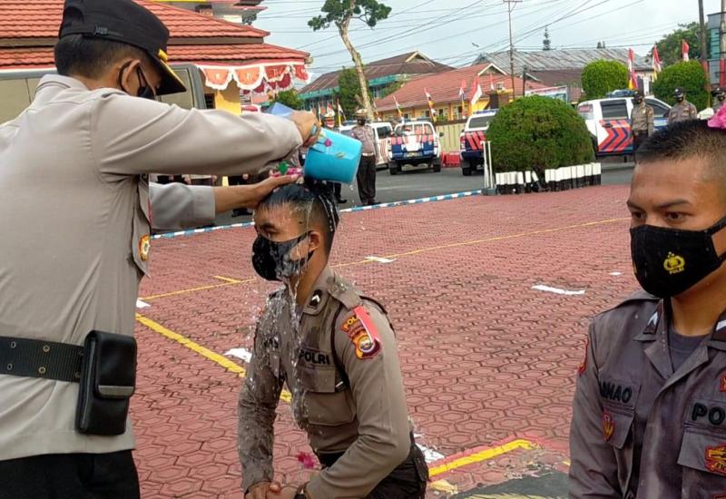 Penerimaan personil