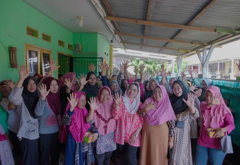 Calon Anggota DPD RI Provinsi Bengkulu nomor Urut 5, apt. Destita Khairilisani, S.Farm., M.S.M, menegaskan komitmennya untuk mengawal isu-isu perempuan dan perlindungan anak jika dipercayakan sebagai perwakilan masyarakat dalam DPD RI. 