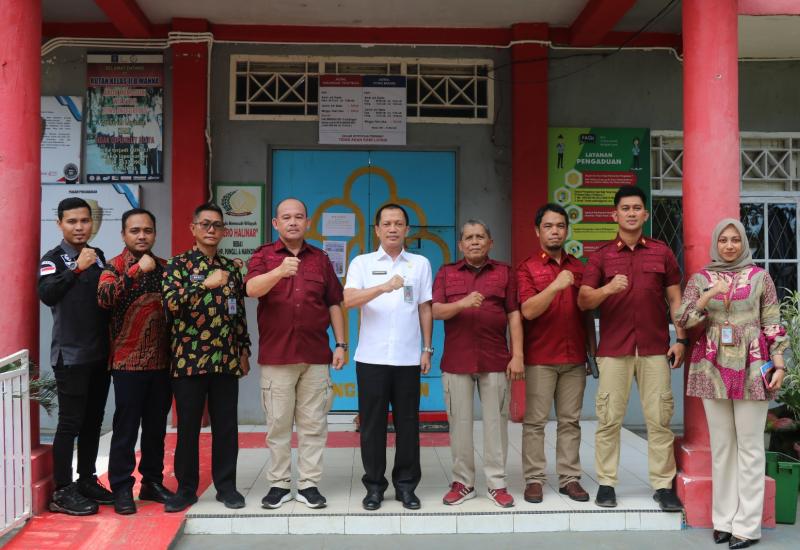 KUNJUNGI RUTAN KELAS IIB MANNA, SANTOSA GAUNGKAN SEMANGAT PEGAWAI UNTUK MENJALANKAN TUGAS DAN FUNGSI DENGAN OPTIMAL
