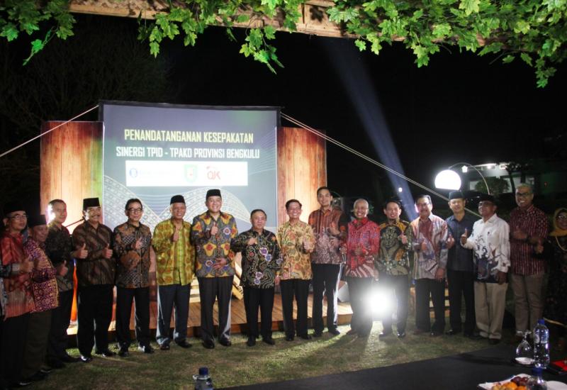 Foto Bersama TPID Bengkulu